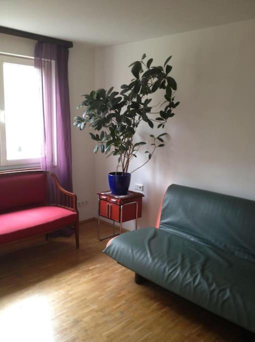 Room In Maisonette With Garden, Parking Place Wina Bagian luar foto