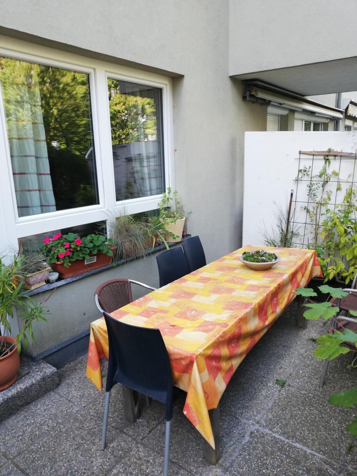 Room In Maisonette With Garden, Parking Place Wina Bagian luar foto